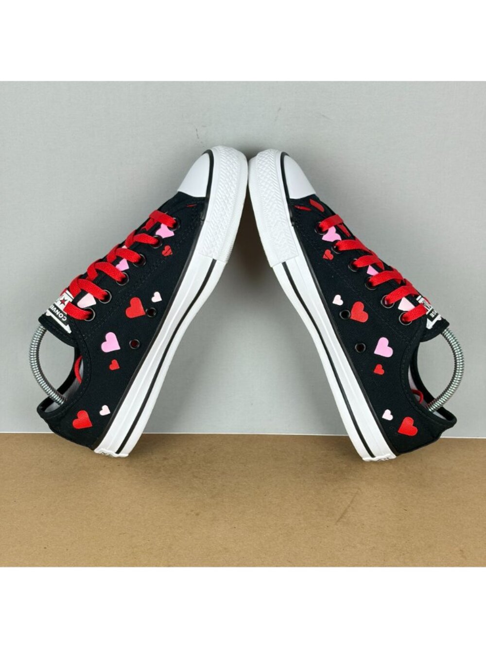 Converse Chuck Taylor All Star Heart Print Sneakers Womens 7 Black Pink Red - Picture 5 of 10